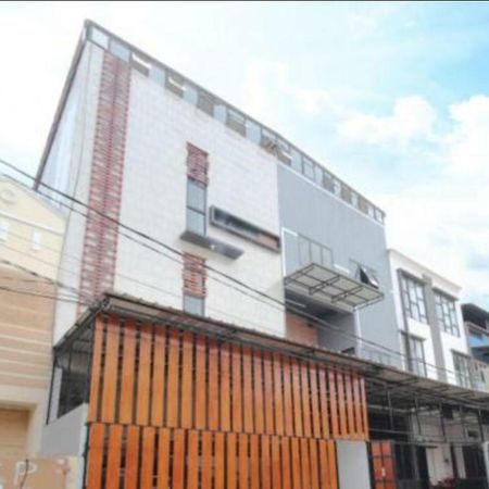 Kamar Keluarga Duri Kosambi Ξενοδοχείο Τζακάρτα Εξωτερικό φωτογραφία